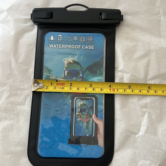 Cell phone dry bag with lanyard - Picture 6 of 6